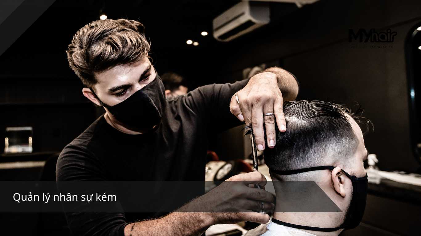 Quản lý nhân sự kém