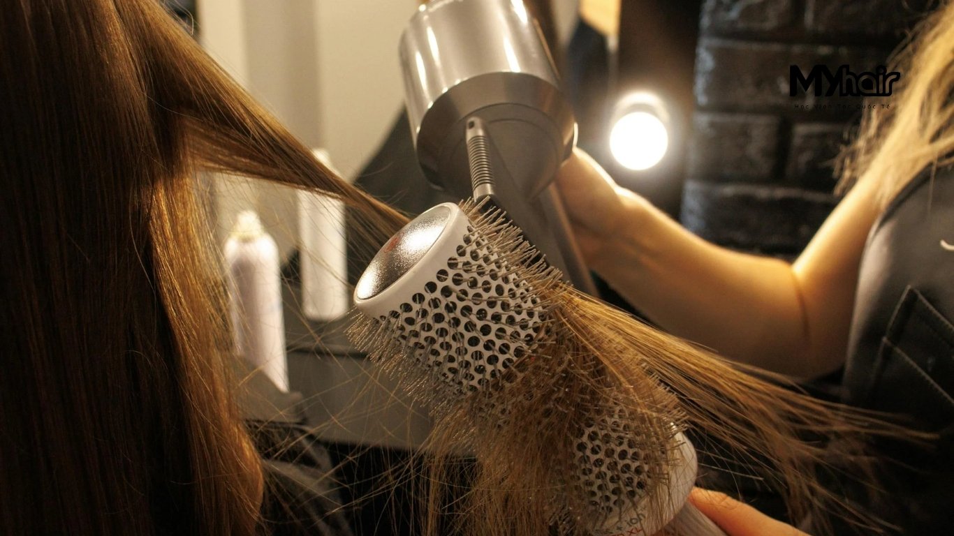 5 Lý Do Bạn Nên Chọn Học Nghề Tóc Tại Salon My Hair – Môi trường thân thiện, hỗ trợ