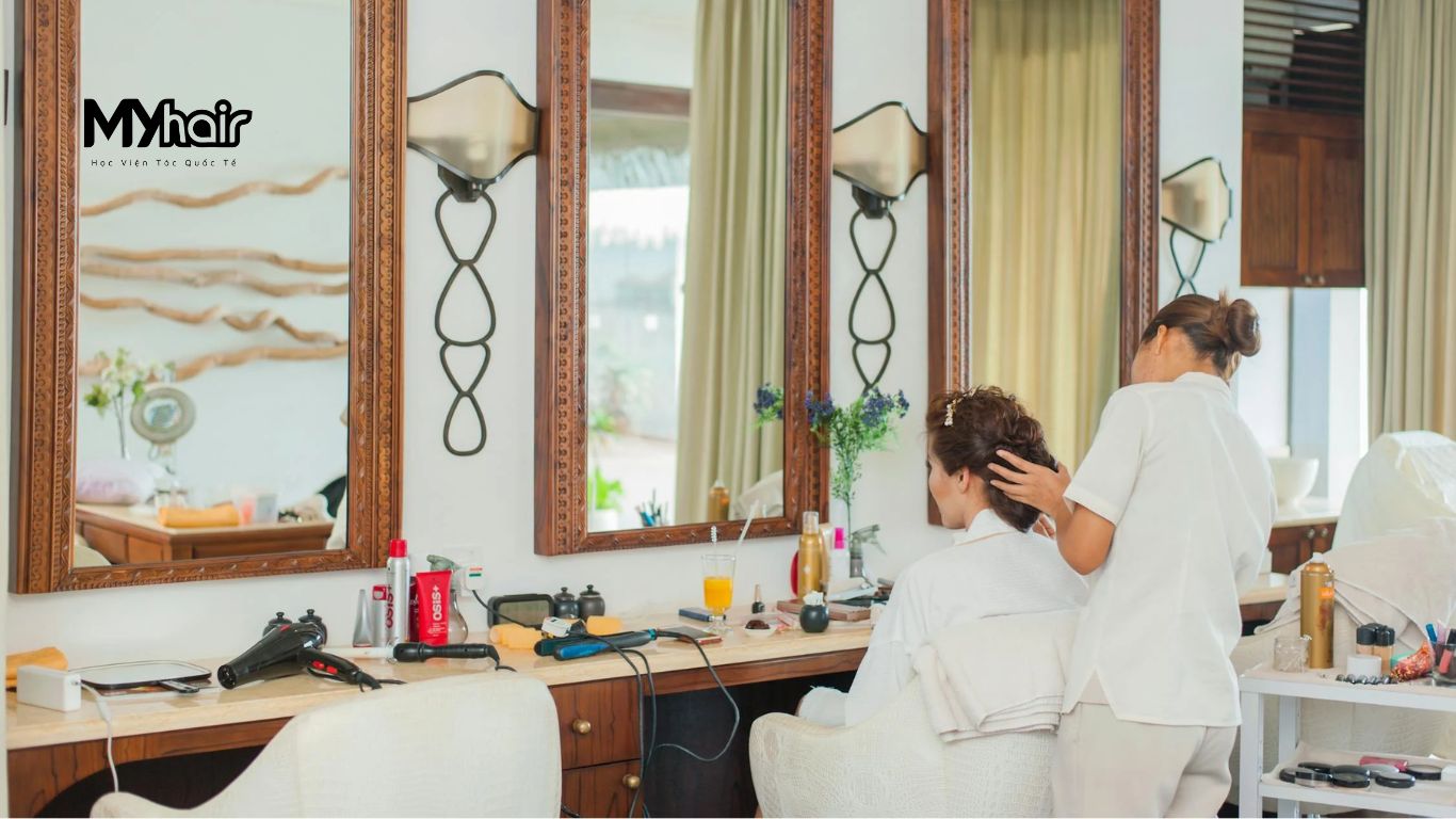 Khi học khóa nghề tóc miễn phí có có hội thăng tiến không – Học viện tóc MyHair - Địa chỉ đào tạo nghề tóc uy tín và chấ