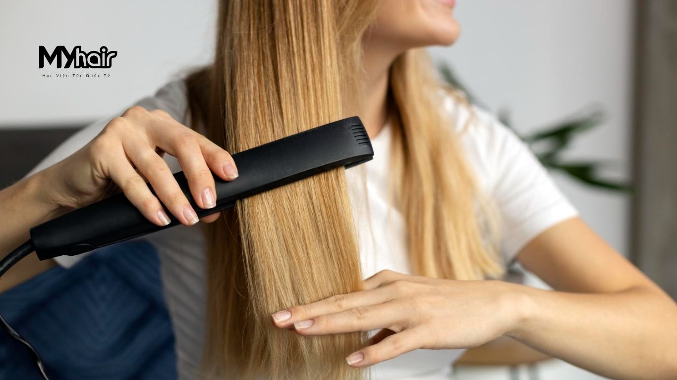 Bí quyết chăm sóc tóc duỗi bền đẹp và không bị khô xơ tại nhà